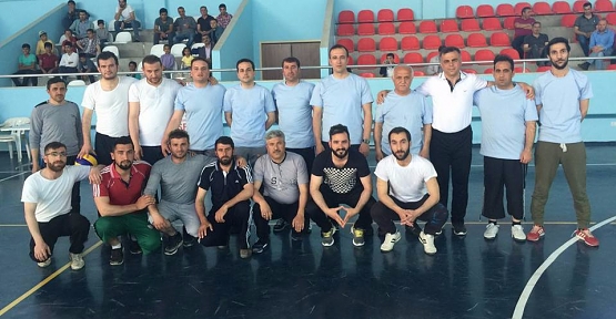 Tillo'da Kurumlar Arası Voleybol Turnuvası