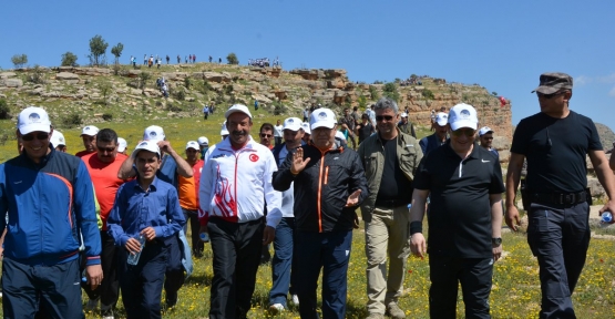 Tillo'da Doğa Yürüyüşü Düzenlendi