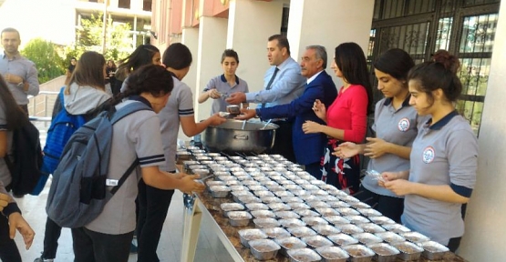 Zübeyde Hanım Lisesinde Çorba Günleri