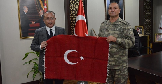 2. Ordu Komutanı Korgeneral İsmail Metin Temel, Vali Atik’i Ziyaret Etti