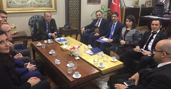 DİKA Genel Sekreteri Altındağ, Vali Atik'i Ziyaret Etti