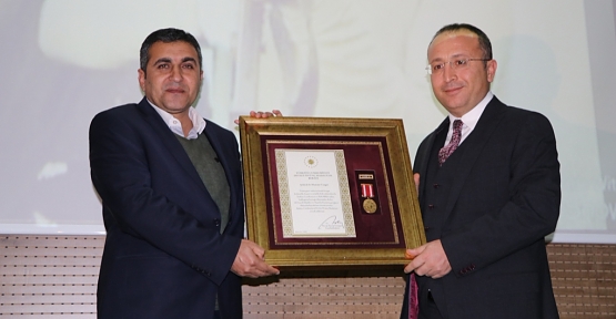 Şehit Mansur Cengiz'in Ailesine “Devlet Övünç Madalyası ve Berat” Verildi