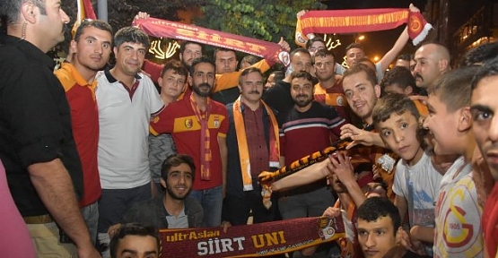 Galatasaray'ın Şampiyonluğu Siirt'te Coşkuyla Kutlandı