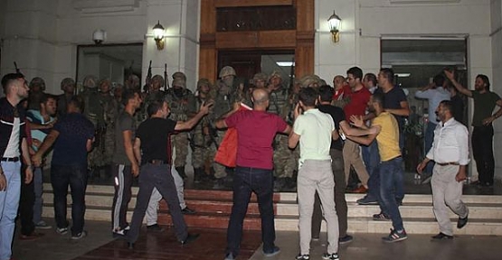 Siirt'teki Darbe Girişimi Davasında Karar Verildi, 6'sı Ağırlaştırılmış, 11 Müebbet