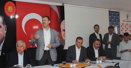 AK Parti Teşkilatı Tebrikleri Kabul Etti