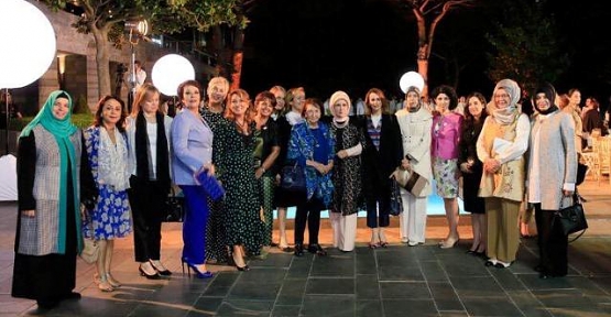 Emine Erdoğan’ın Kadınlar Onuruna Verdiği  İftara, Devlet Hastanesi Baştabibi Şeyda Kayhan’da Katıldı