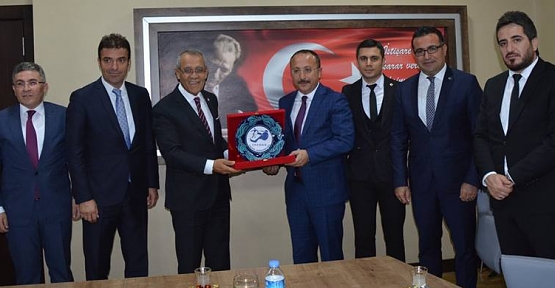 Türkiye Faal Futbol Hakemleri ve Gözlemciler Derneği Yönetiminden, Vali Atik’e Ziyaret