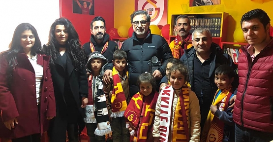 Siirt UltrAslan Taraftar Gurubu Pervari'de “Veysel Giley Kütüphanesi” Oluşturdu