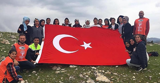 Şirvan’da Lise Öğrencilerinden Doğa Yürüyüşü