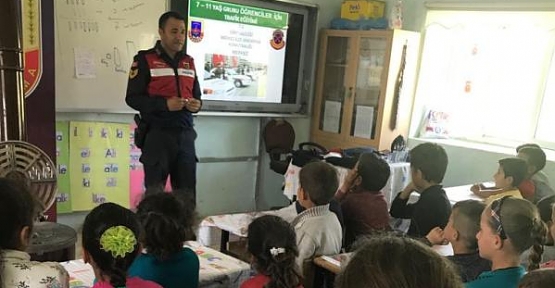 Tuzkuyusu Köyü İlkokulunda Trafik Konulu Seminer Düzenlendi