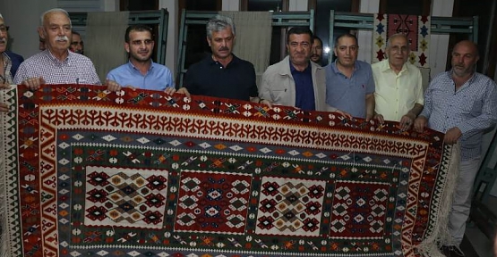 Tillo'da Belediye Bünyesinde Kilim Atölyesi Kuruldu