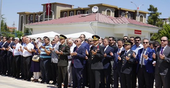 “15 Temmuz Demokrasi ve Milli Birlik Günü” Kapsamında  “Garnizon Şehitliği” Ziyaret Edildi