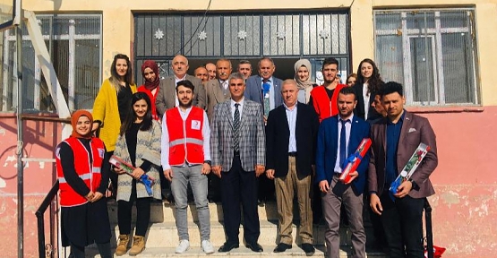 Siirt Kızılay’dan, Öğretmenler Gününde Anlamlı Ziyaret