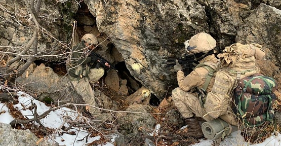 Baykan Kırsalında Bölücü Terör Örgütüne Ait 9 Adet Sığınak ve Barınak İmha Edildi