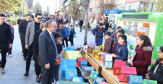 Fevzi Çakmak Ortaokulu Öğrencilerinden Örnek Davranış