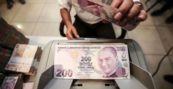 3 Kamu Bankası Aylık Geliri 5 Bin TL'nin Altında Olan Vatandaşlara 6 Ayı Geri Ödemesiz Kredi