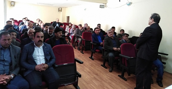 Baykan ve Şirvan'da Çekirge Mücadelesi Eğitimi Verildi