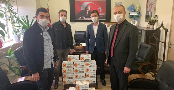 AK Parti Siirt Milletvekili Osman Ören, Devlet Hastanesine 10 Bin Maske Gönderdi