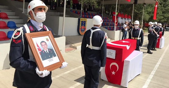 Pervari'de Kazada Şehit Olan Askerlerimiz İçin Tören Düzenlendi