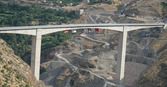 Türkiye'nin En Yüksek Köprüsü Bölge Ekonomisini Canlandıracak