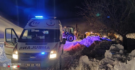 Şirvan’da Şiddetli Karın Ağrısı Olan Adam, 3 Saatlik Karla Mücadeleyle Hastaneye Yetiştirildi