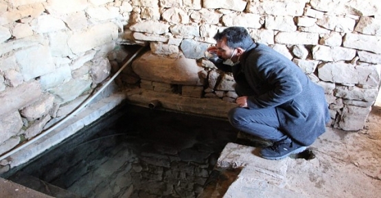 Bu Suyu İçen Şifa Buluyor, Çamuru İse Ağrılara İyi Geliyor