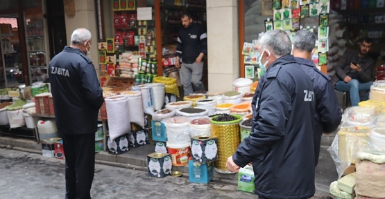 Zabıta Ekipleri Kaldırım ve Yol İşgali Yapan Esnafı Denetledi