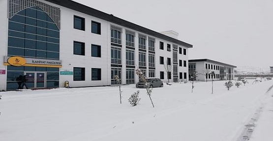 Siirt Üniversitesinde İlahiyat Lisans Tamamlama Programı Açıldı