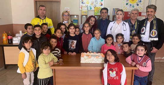 Özel Siirt İbni Sina Hastanesi Aktaş Köyü Öğrencilerini Sağlık Taramasından Geçirdi