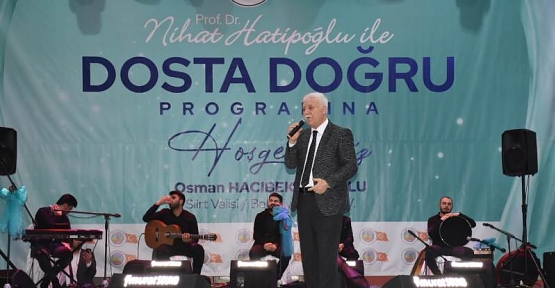 Nihat Hatipoğlu Konferansına Yoğun İlgi