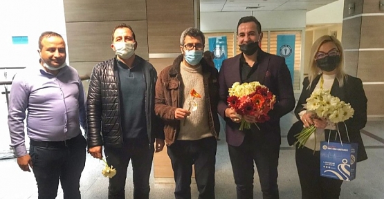 Özel Siirt İbni Sina Hastanesi 14 Mart Tıp Bayramında Eğitim ve Araştırma Hastanesi Doktorlarını Unutmadı