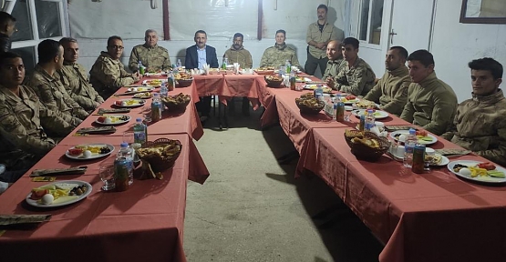 Vali Hacıbektaşoğlu, Güvenlik Korucuları İle Sahur Yaptı