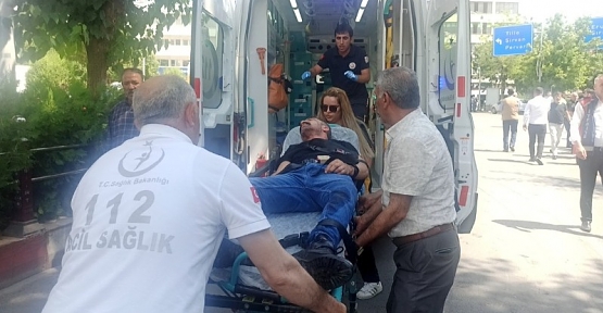 Siirt'te Kendini Yakma Girişiminde Bulunan Adamı Polis ve İtfaiye Ekipleri Engelledi