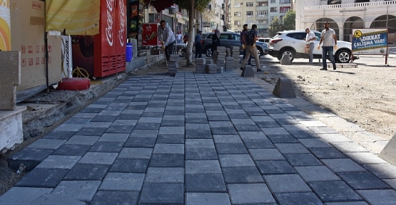 Siirt’te Kilit Parke ve Yol Bakım Çalışmaları Devam Ediyor