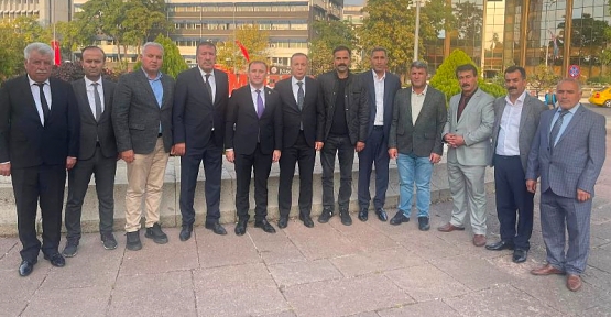 Osman Ören, Mecliste Muhtarları Ağırladı