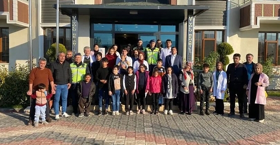 Jandarmadan Özel Umut Yolu Rehabilitasyon Merkezi Öğrencilerine Trafik Eğitimi