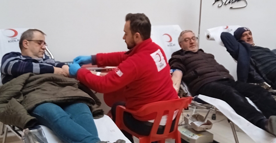 Siirt İl Özel İdaresi Personelleri Kızılayın Kan Bağışına Yoğun İlgi Gösterdi