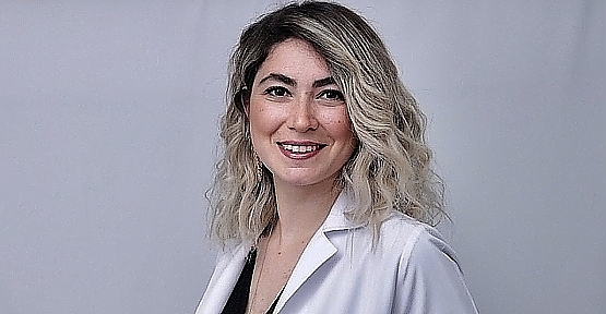 Dr. Melike Bayraktar, Bebeklerin Diş Çıkarma Evresinde En Çok Merak Edilenleri Anlattı