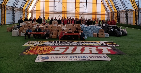 Siirt'te Galatasaray, Fenerbahçe ve Beyaz Ay Derneği, 2 Tır Yardımı Deprem Bölgesine Gönderdi