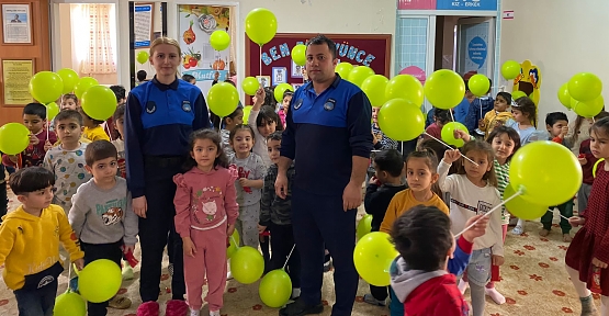 Siirt Belediyesi Zabıta Ekibi Minik Öğrencileri Bilgilendirdi