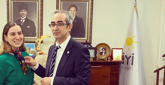 Siirtli Hemşehrimiz Akademisyen Av.Özgecan Sırma, İstanbul’dan Milletvekili Aday Adayı Oldu