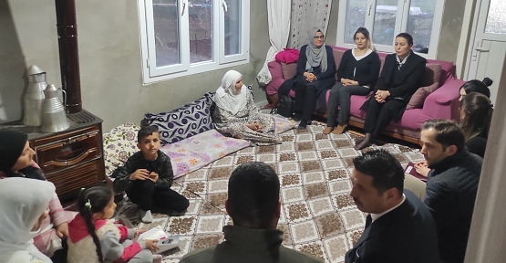 Siirt’te Depremzede Aileler Eş Zamanlı Olarak Ziyaret Edildi