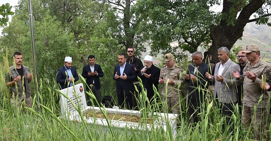 Vali Hacıbektaşoğlu, Şehit Mehmet Sıddık Artun İçin Düzenlenen Anma Programına Katıldı