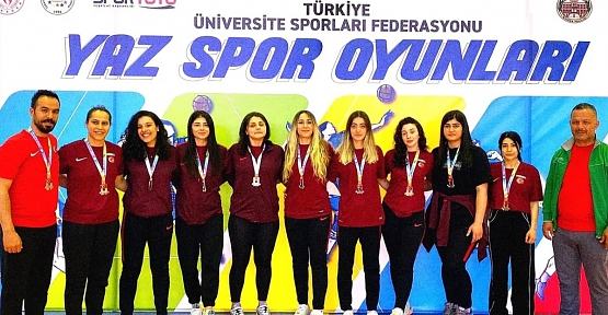 Siirt Üniversitesi Kadın Hentbol Takımı Avrupa'da Mücadele Edecek