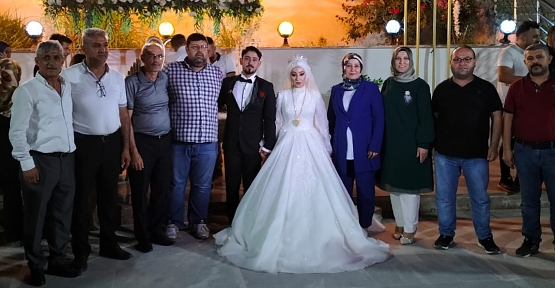 Honaz ve Çağlın Ailelerin Mutlu Günü