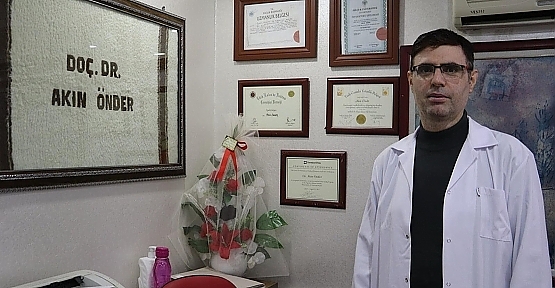 Doç. Dr. Akın Önder,Kalın Bağırsak Kanserleri Hakkında Bilgi Verdi