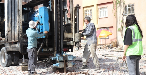 Siirt'te İnşaatların Jeolojik-Jeoteknik Zemin Etütlerini Denetledi
