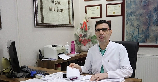 Doç. Dr. Akın Önder, Mide Kanseri Riskini Artıran 12 Etkeni Anlattı
