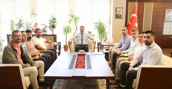 Siirt Üniversitesi Arama Kurtarma Takımı Rektör Şındak’ı Ziyaret Etti