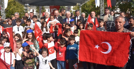Siirt’te Cumhuriyetimizin 100. Yılı Coşkuyla Kutlandı